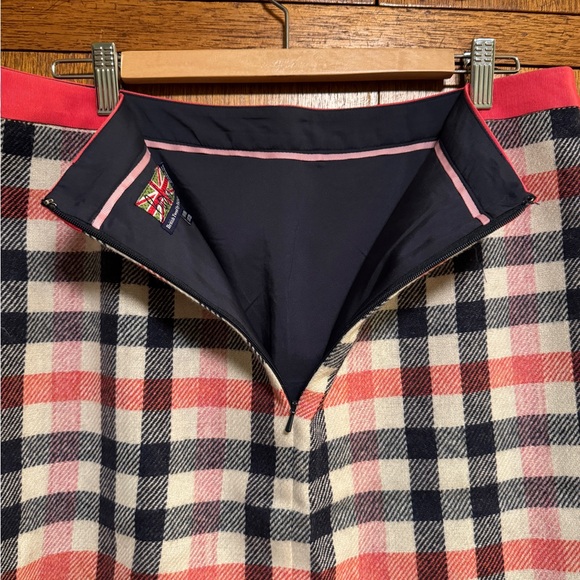 Unworn Boden wool pencil skirt US 12 cream navy salmon pink plaid - Picture 7 of 8